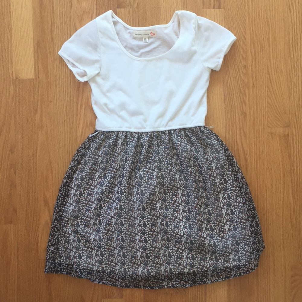 Girls dress